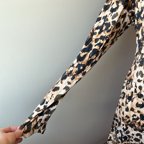 Cabi Selma Dress (style 4216) - Picture 4 of 14